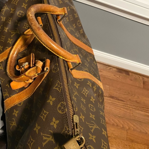 Louis Vuitton Handbags - Louis Vuitton Weekender bag for sale!